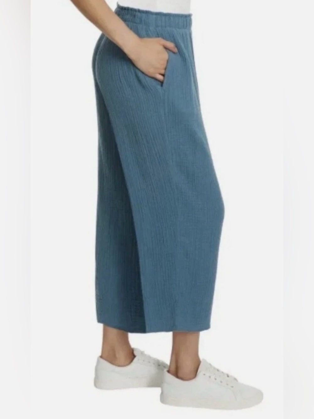 Jessica Simpson Ladies' Gauze Ankle Pant Blue